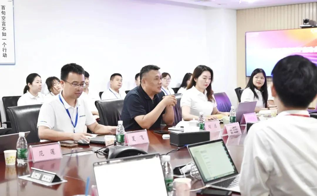 1754536362924441.jpg 05170011h0uq.jpg